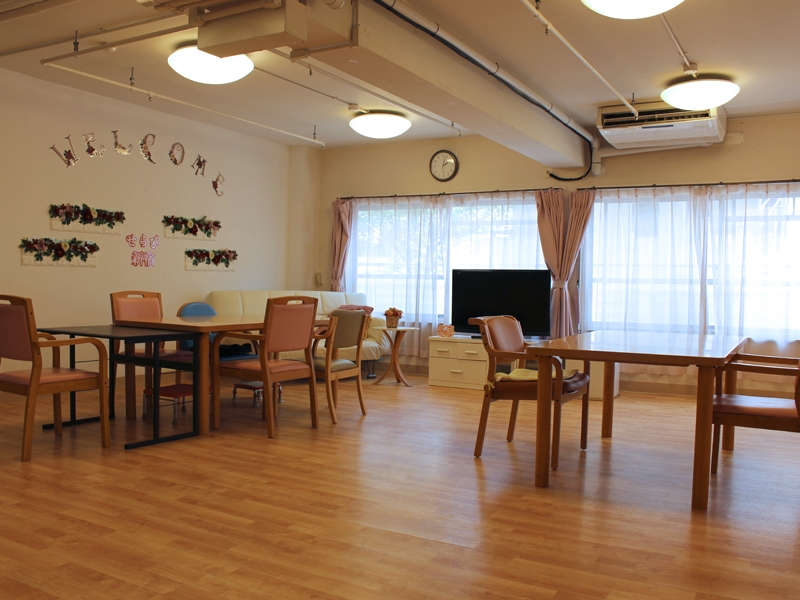shinjuku_Living_20190423.jpg